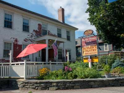 Stowe, Vermont Restaurant Home Butlers Pantry